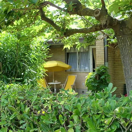 Apart-hotel Marche - Residenza Ecologica *